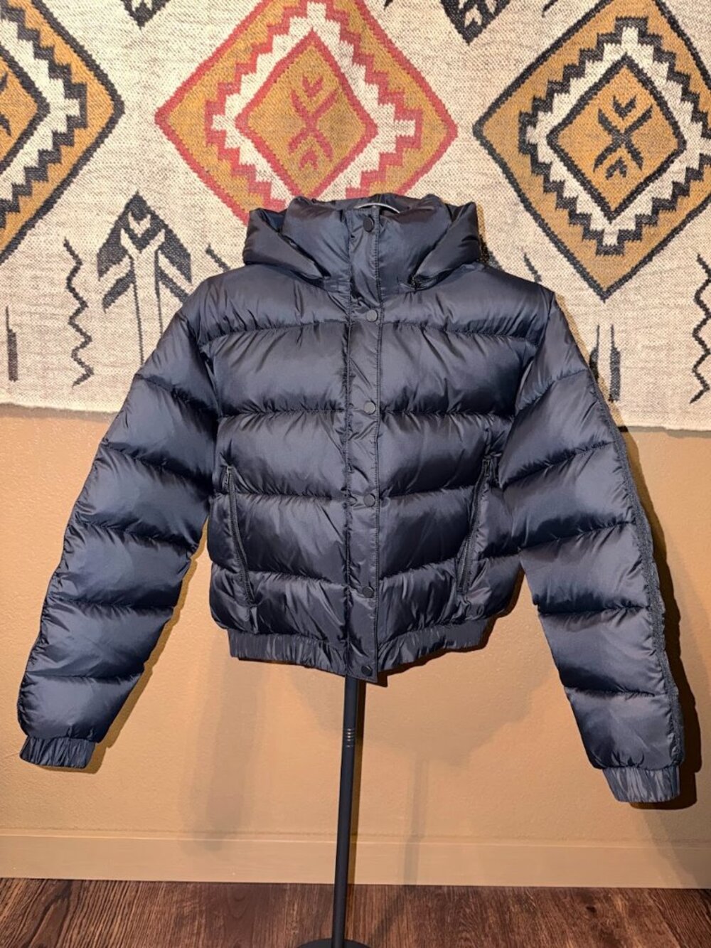 Alo Yoga Aspen Love Puffer Jacket